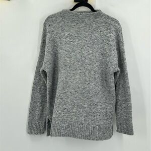 Well Worn Sweater Women’s Small Light Grey Speckled Mock Neck Pullover‎